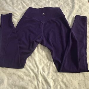BuffBunny Spin Legging in Purple Rain